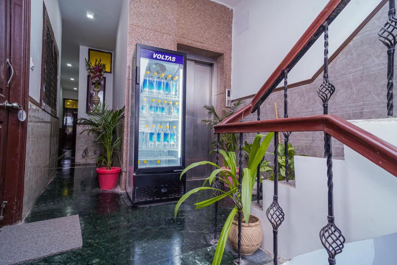 Hotel Golden Residency à New Delhi Extérieur photo