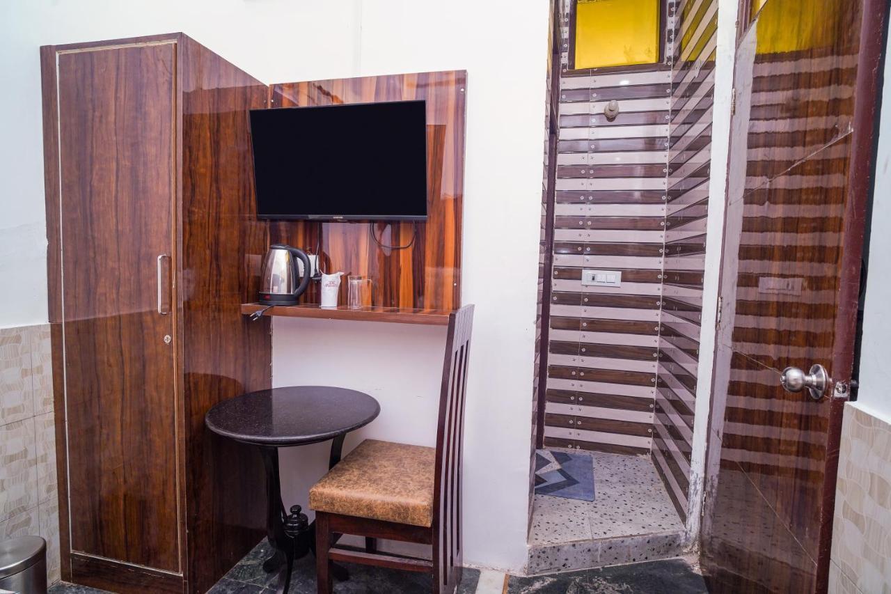 Hotel Golden Residency à New Delhi Extérieur photo