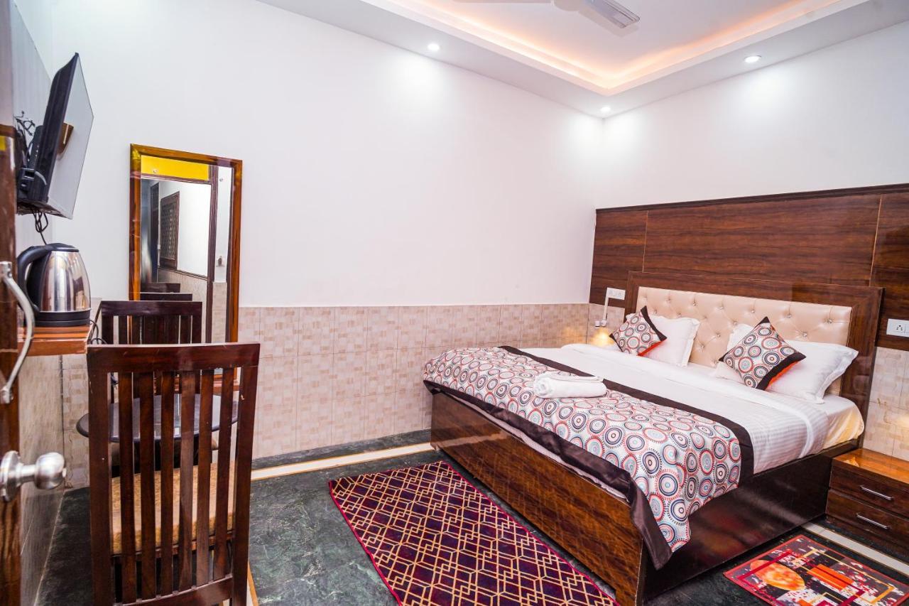 Hotel Golden Residency à New Delhi Extérieur photo