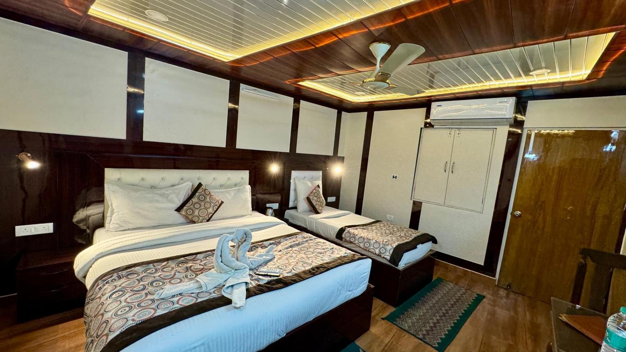 Hotel Golden Residency à New Delhi Extérieur photo