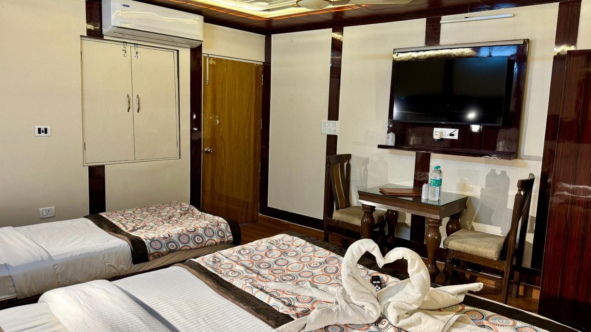 Hotel Golden Residency à New Delhi Extérieur photo