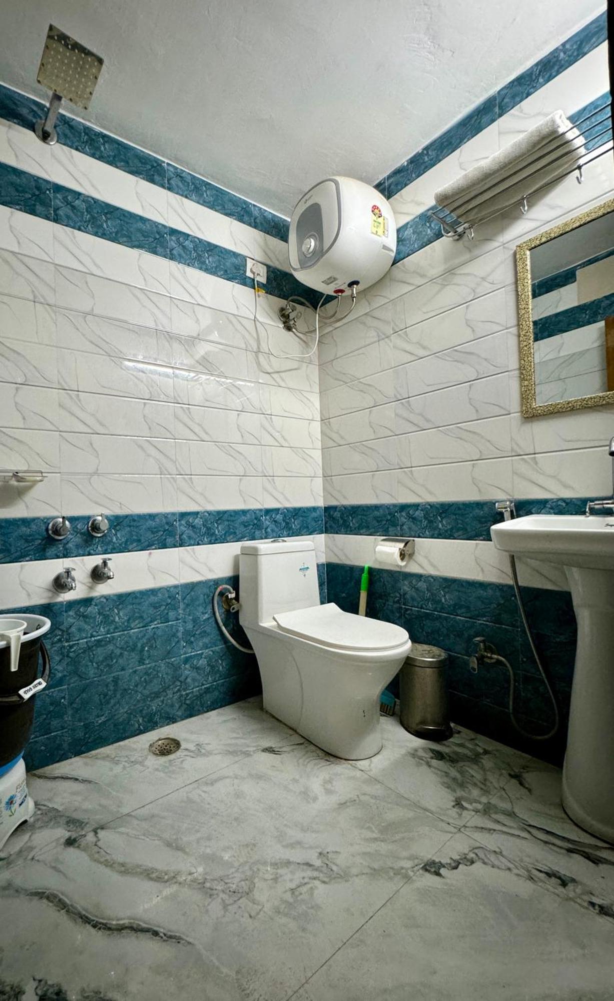 Hotel Golden Residency à New Delhi Extérieur photo